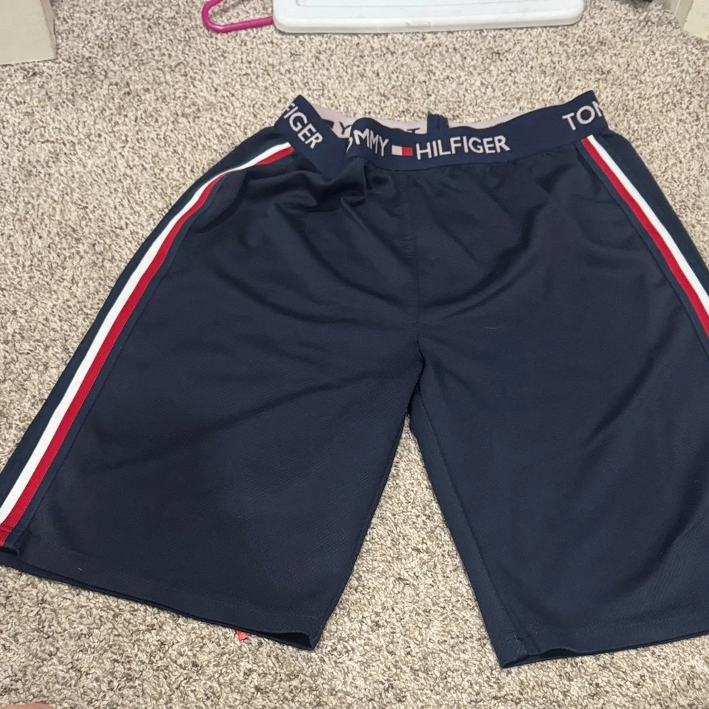 Tommy Hilfiger Men's Athletic Shorts in Navy with Red and White Stripes - Picture 4 of 9